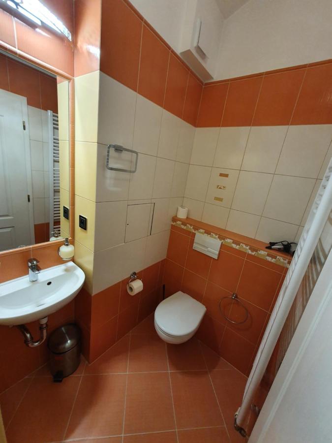 Evergreen Apartments Hotel Karlovy Vary Esterno foto